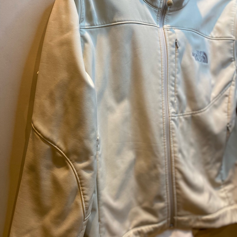 The North Face Jacket - Picture 7 of 9